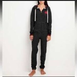 EUC Roots Women’s Onesie (size M)
